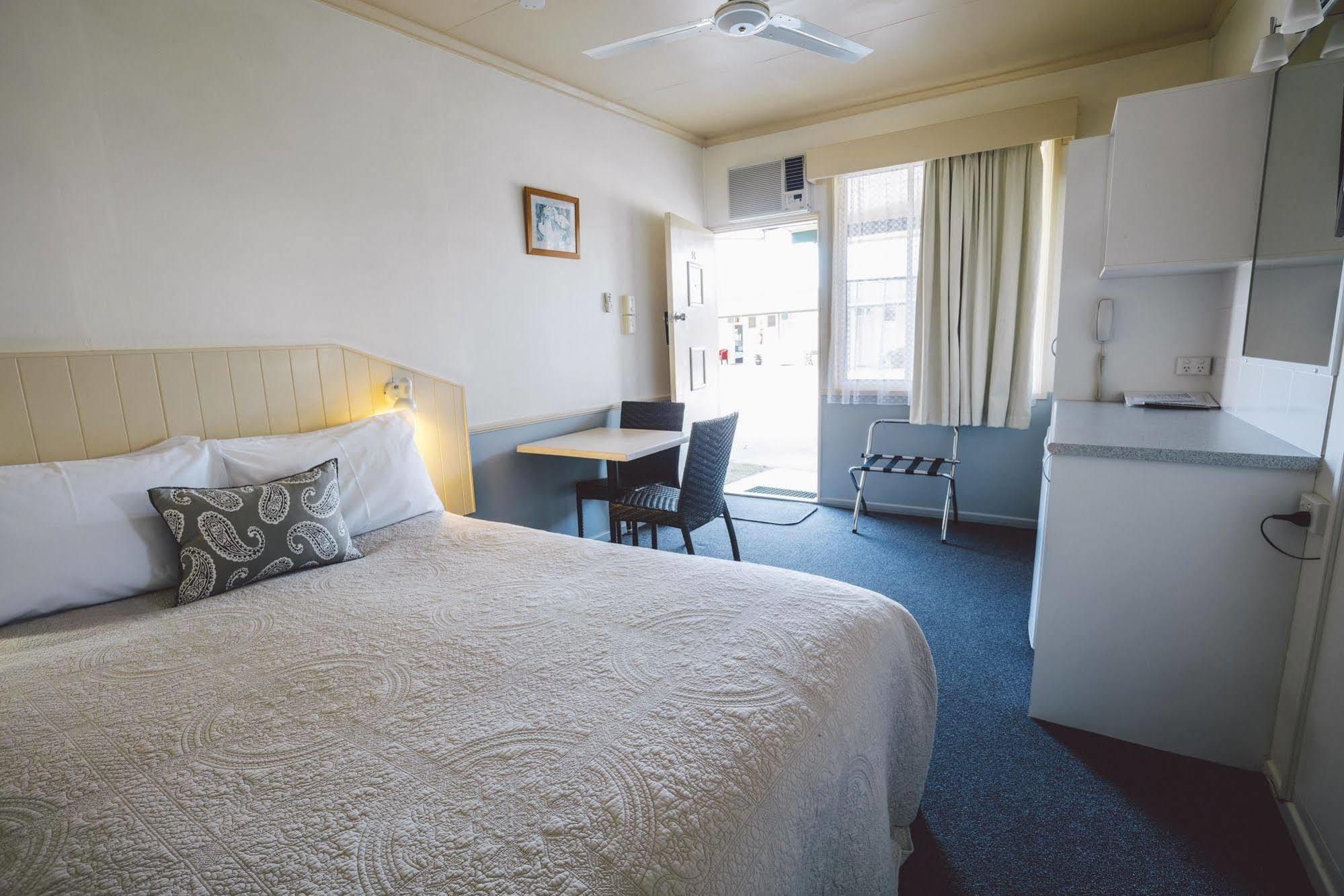 Boulevard Motel Stanthorpe Exterior photo